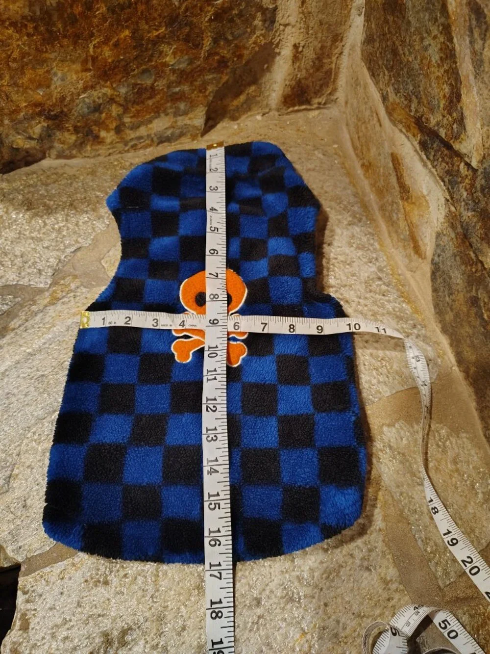 Dog Shirt Size Large Fuzzy Fleece Checkered Blue Black Skull and Crossbones